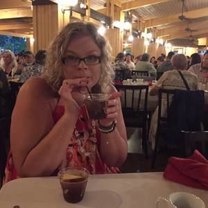 Meet your Posher, Ellen